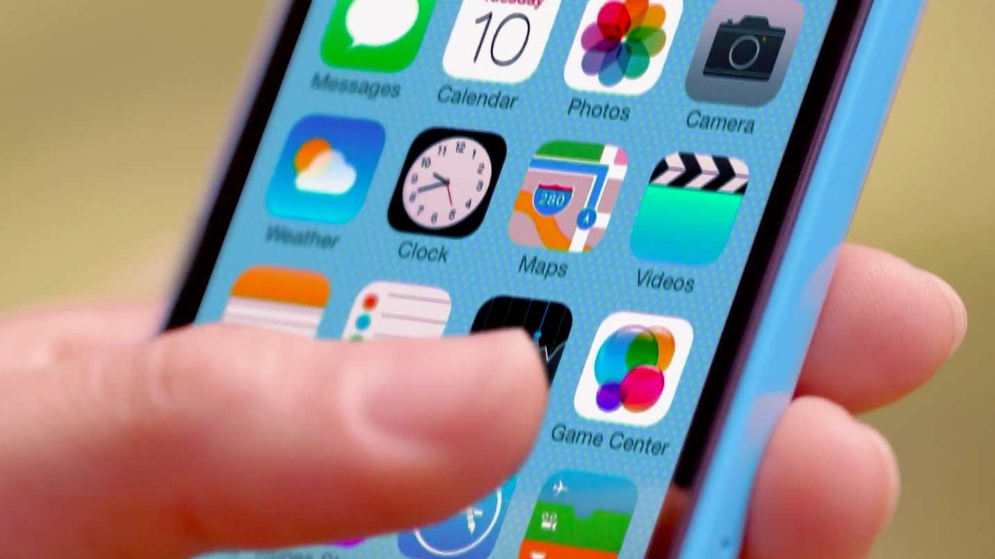 iOS7 – the Mobile OS from a Whole New Perspective iOS7 – the Mobile OS from a Whole New Perspective